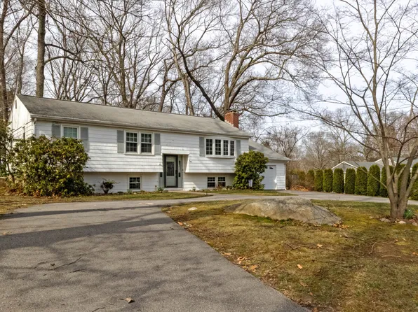 14 Laurel Glen Drive, East Hampton, CT 06424