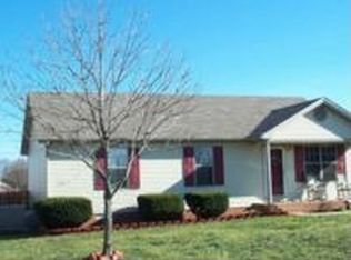 1072 Pyle Ln, Hopkinsville, KY 42240