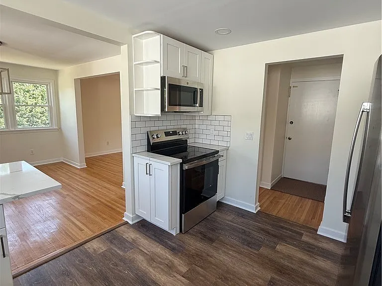 113 Argyle Ave #UPPER — Photo 4