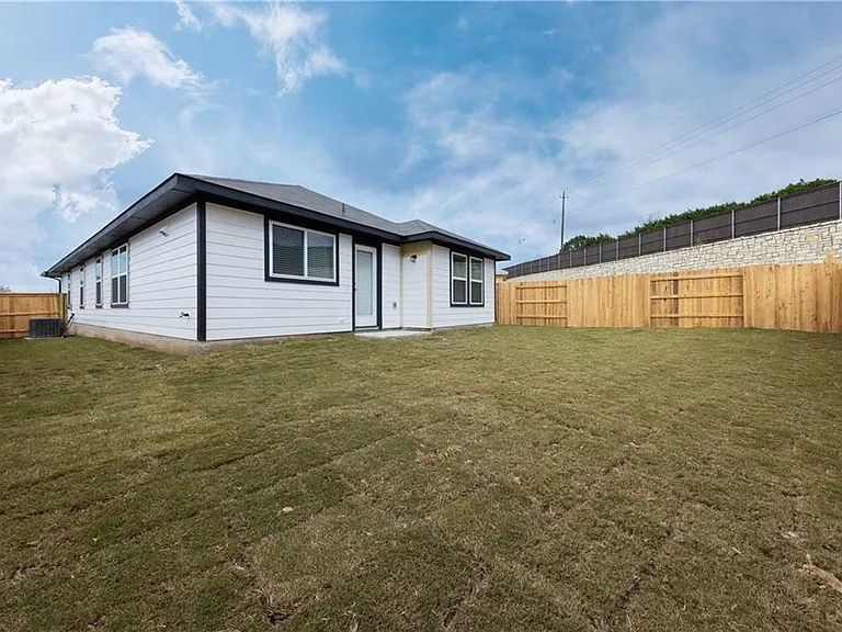 5705 Respinto Dr — Photo 17