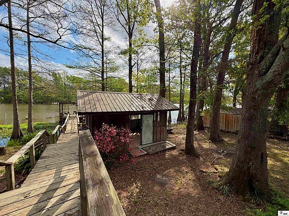 5th image of 9850 Toledo Rd