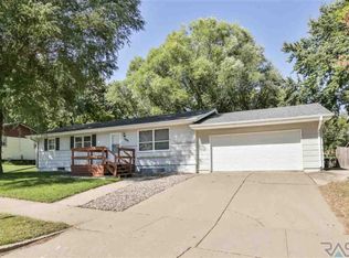 5408 W 50th St, Sioux Falls, SD 57106