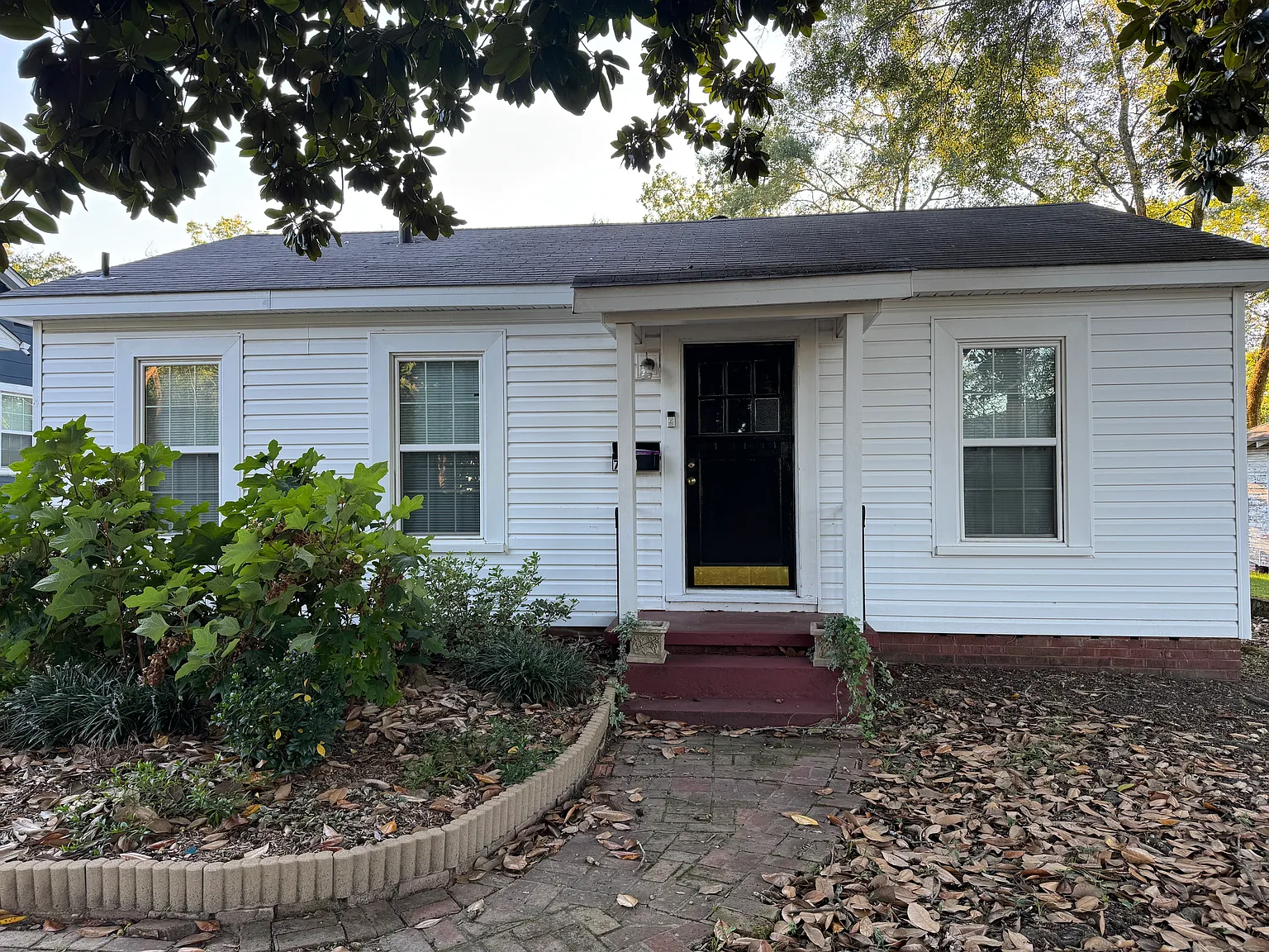 2 bed, 1056 sqft, $1,200 — Photo 2