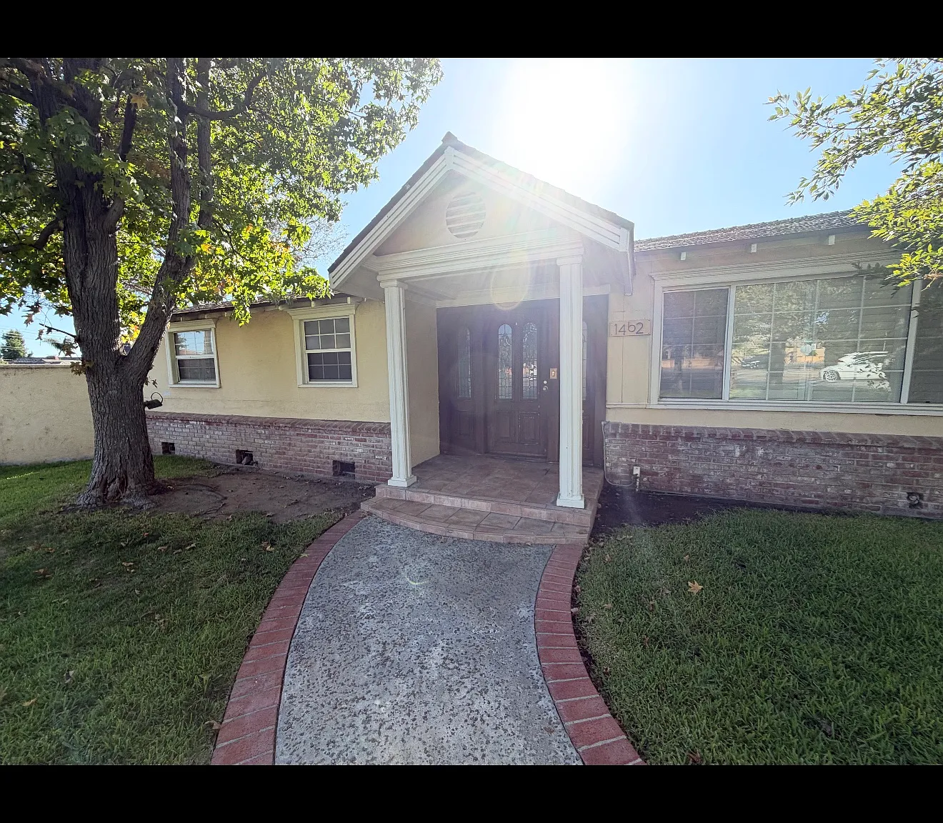 1462 La Colina Dr — Photo 2