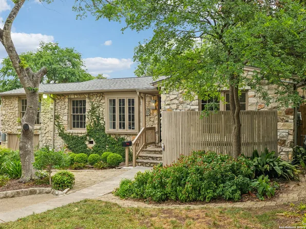 113 E Sunset, San Antonio, TX 78209
