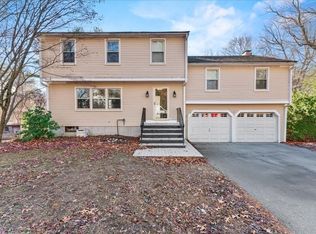 720 Grove St, Norwell, MA 02061