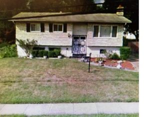 6810 Valley Park Rd, Capitol Heights, MD 20743