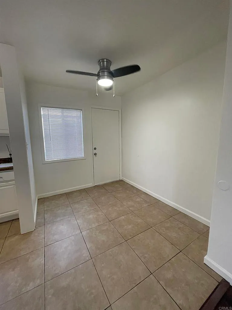 2 bed, 794 sqft, $2,295 — Photo 3