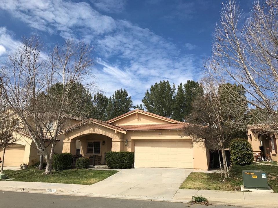 1st image of 32758 Caserta Dr
