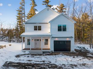 11 Peabody Lane #101, Saco, ME 04072