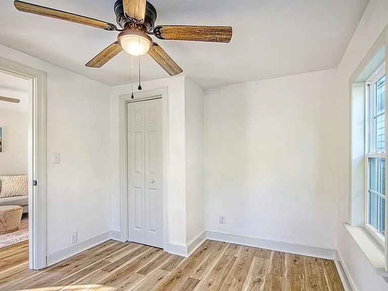 2034 Beech Ave — Photo 6