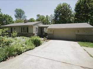 7027 Oakland Dr, Portage, MI 49024