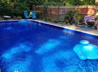 22 Prince Rd, Rocky Point, NY 11778