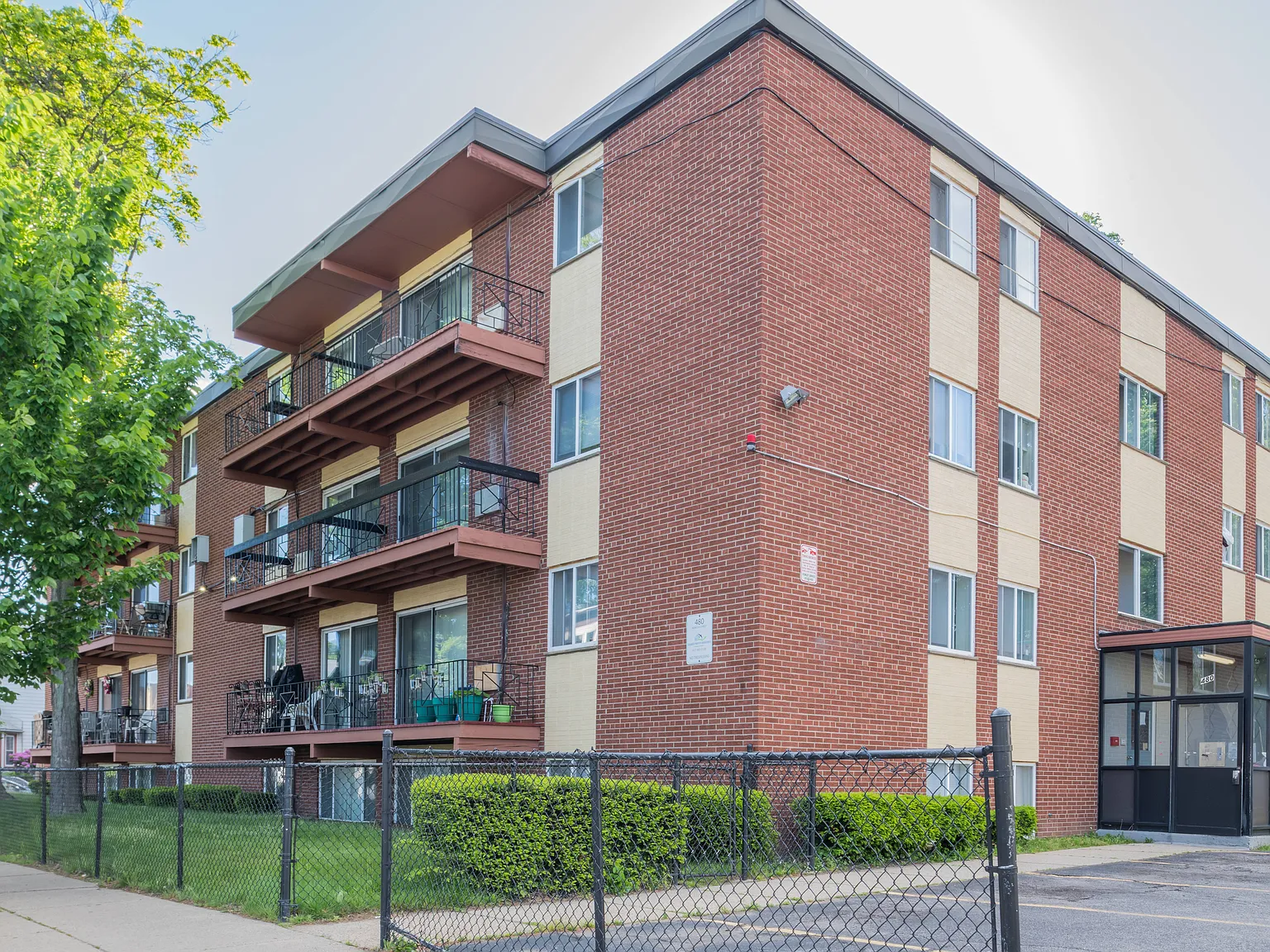 480 Norfolk St — Photo 2