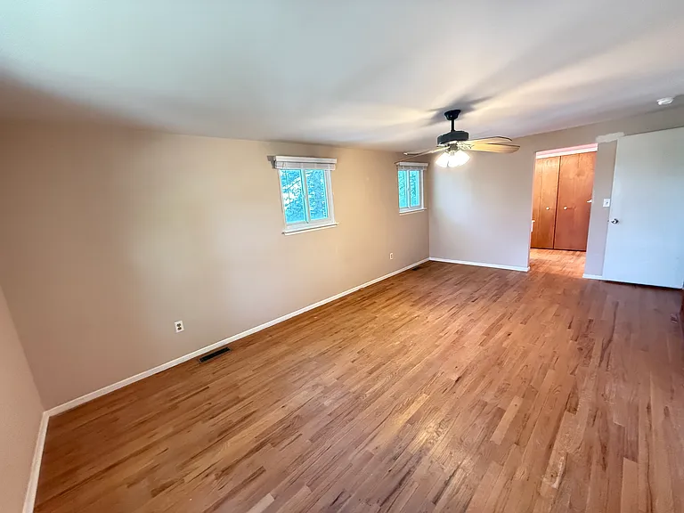 3163 Plymouth Rd — Photo 41