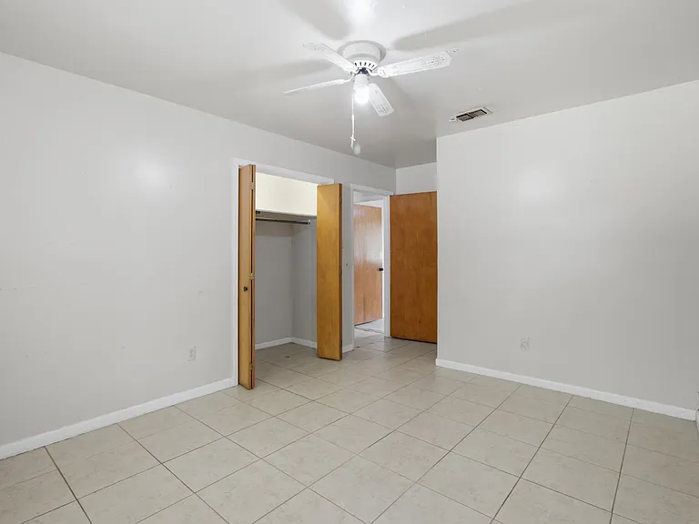 801 Stewart St — Photo 19