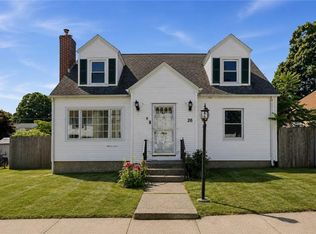 26 W Lawn Ave, Pawtucket, RI 02860