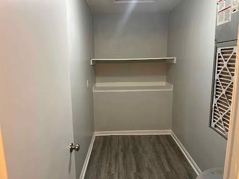 102 Navaho Ct — Photo 6