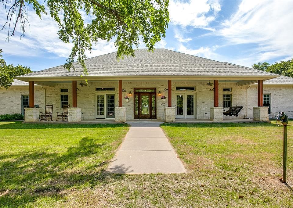 114 County Road 225, Valley View, TX 76272 MLS 20113040 Zillow