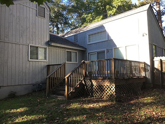 4th image of 2588 Arapahoe Cir