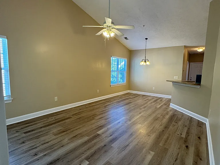 943 Algonquin Dr #H — Photo 18