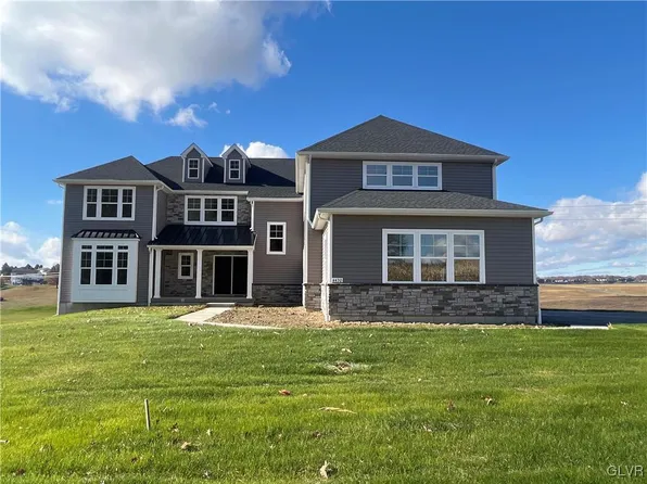 4430 Maple St #4, North Whitehall Township, PA 18078