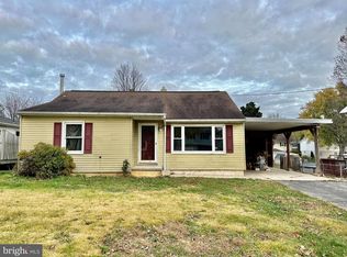 4 Scott St, Hanover, PA 17331