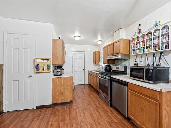 4th image of 702-1 Fox River Rd