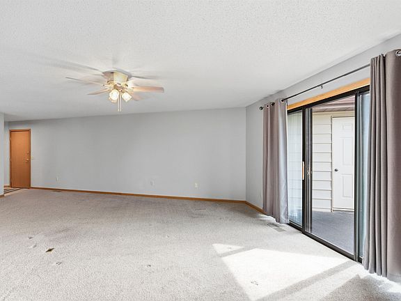 5th image of 4601 W Custer Ln APT 305