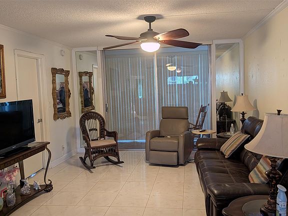 2nd image of 9300 N Hollybrook Lake Drive #106