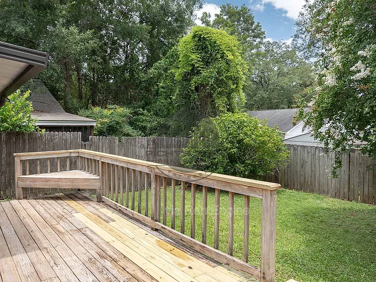 3223 Albert Dr #1 — Photo 25