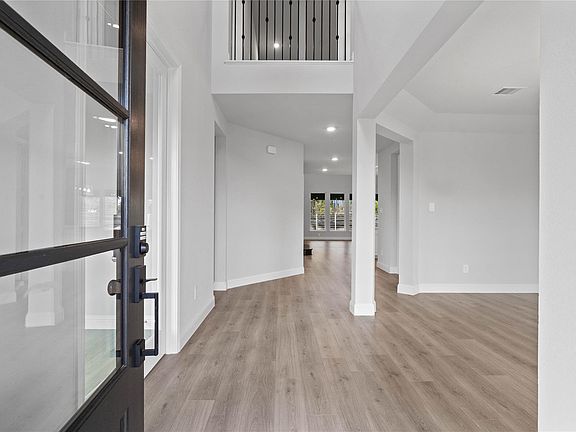 7th image of this home