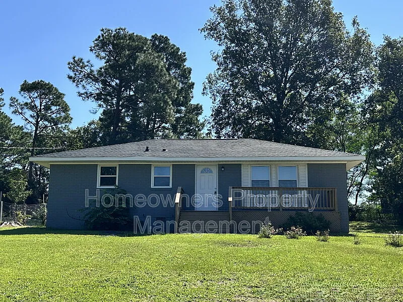 3921 Village Dr