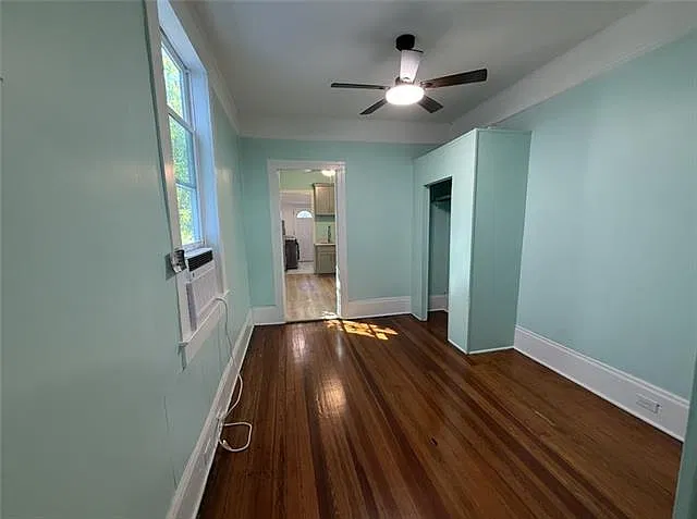 2 bed, 1.0 bath, 885 sqft, $1,300 — Photo 4