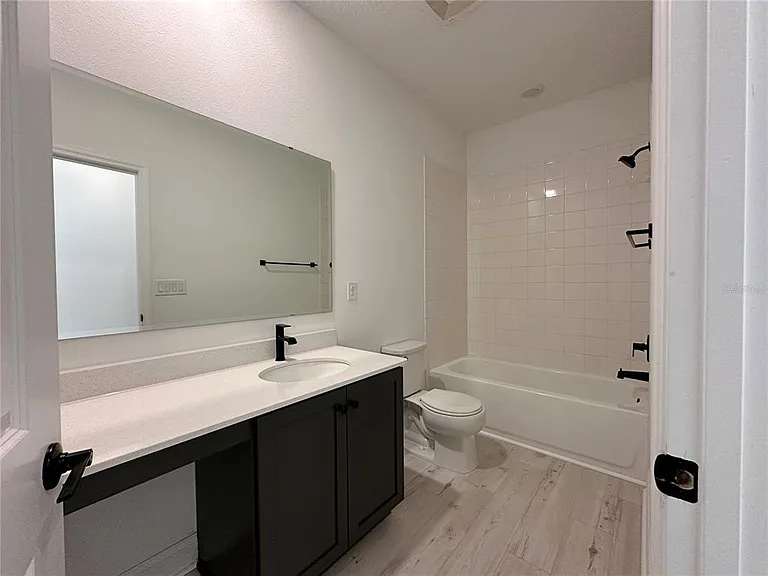 43 Waverly Ln — Photo 18