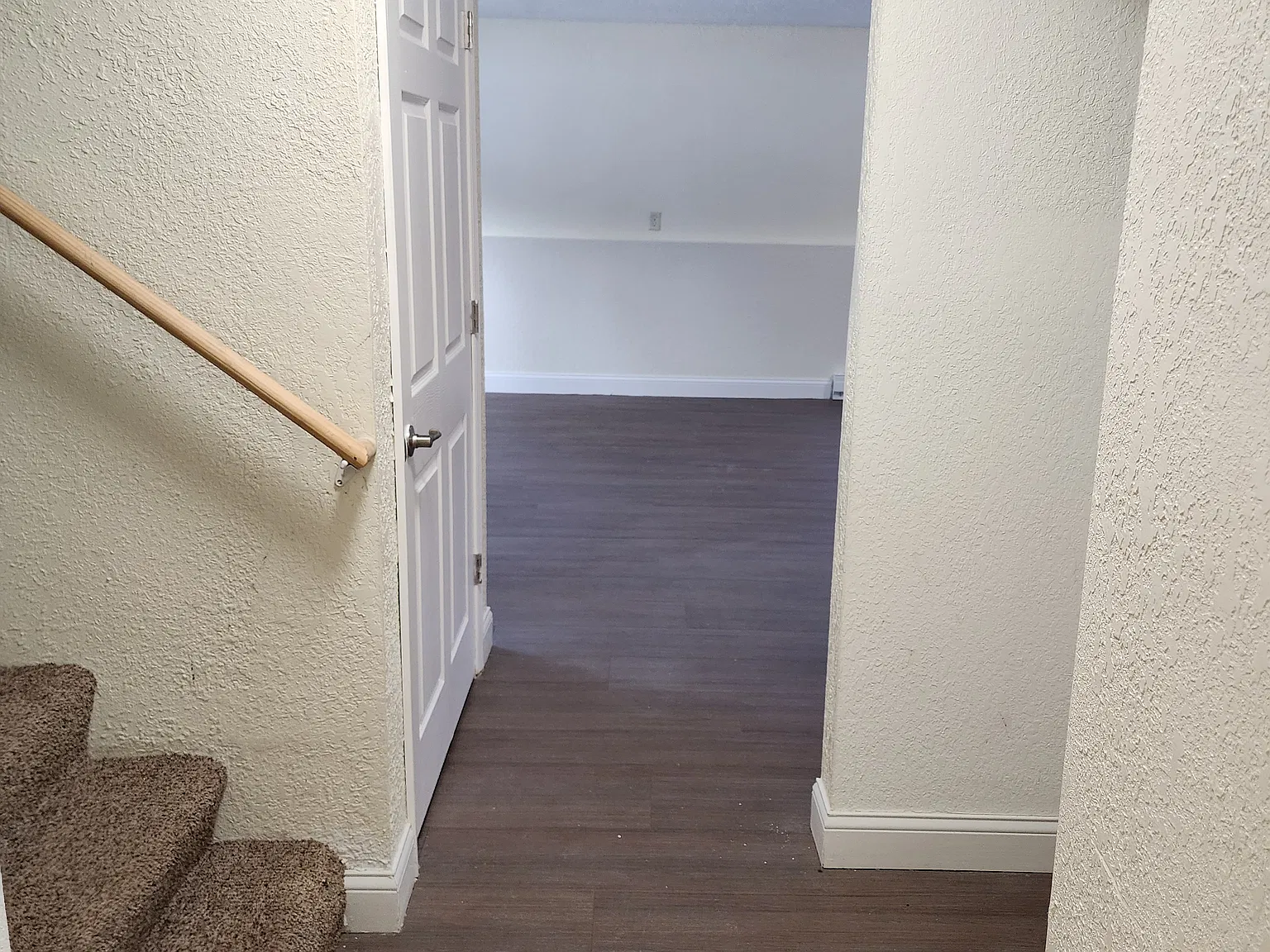 2 bed, 995 sqft, $1,500 — Photo 2