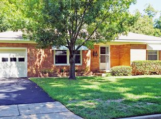 1115 N Azalea Dr, Tyler, TX 75701