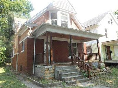 2nd image of 4143 Forest Ave