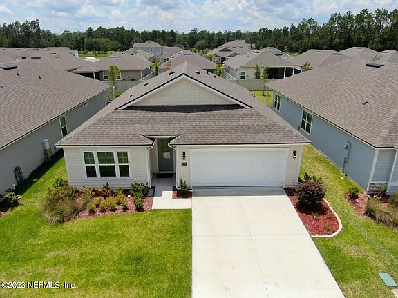 2nd image of 82887 Belvoir Ct