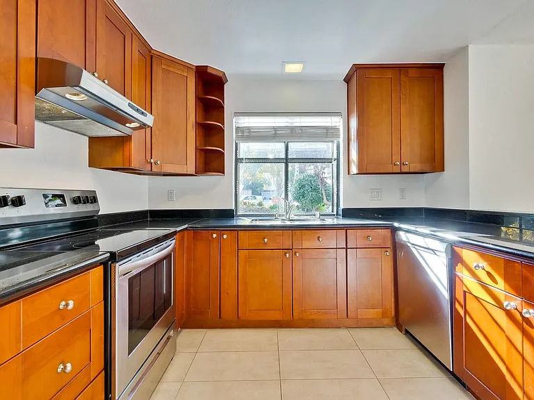 928 Wright Ave #303 — Photo 6