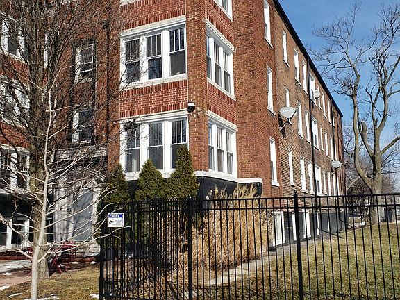 3rd image of 7536 Dunedin Ave #C