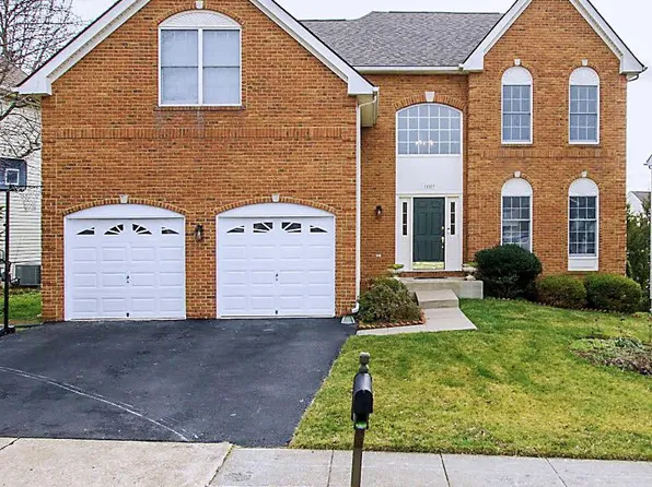 13317 Horsepen Woods Ln, Herndon, VA 20171
