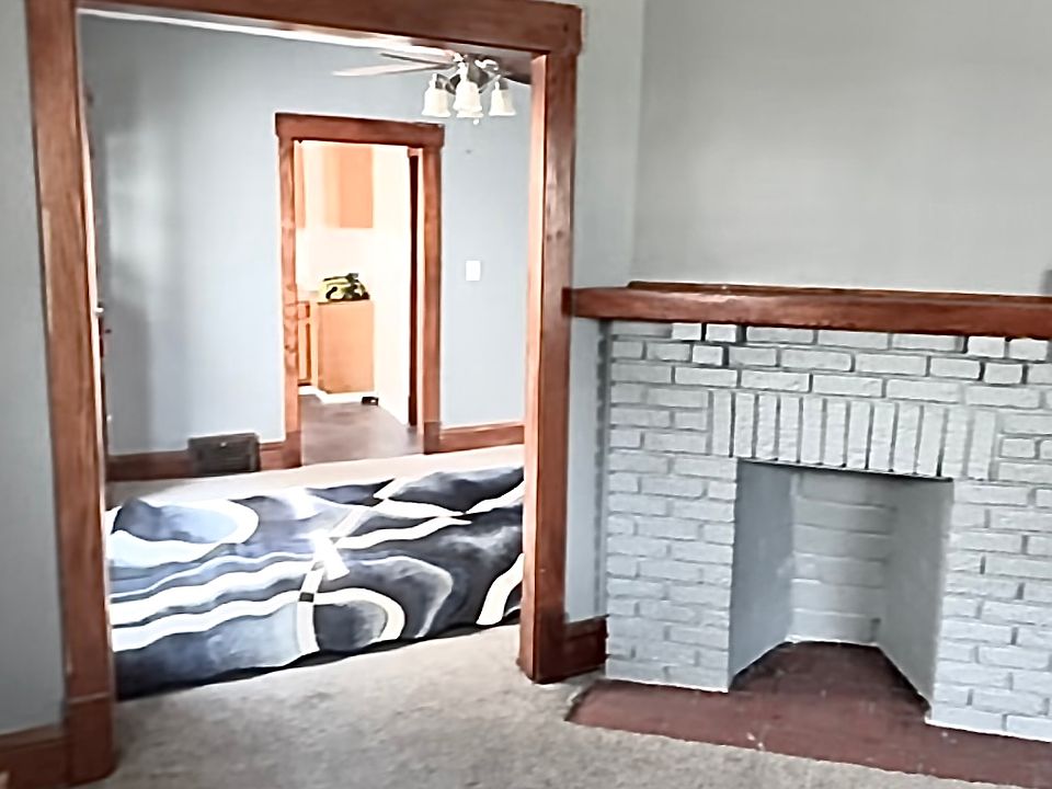 1st image of 2648 E 122nd St