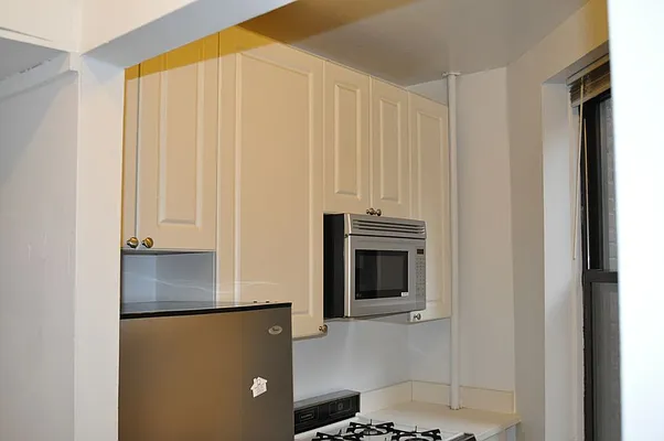 Rented by Sky Management | media 32