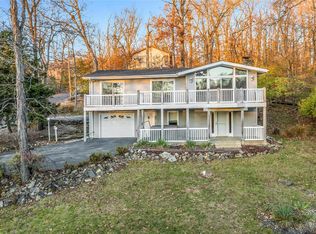 422 Marina Dr, Lake Sherwood, MO 63357