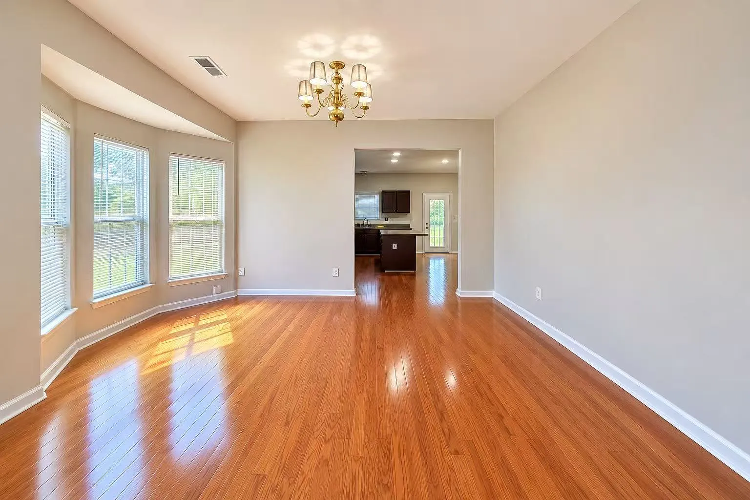 468 Canewood Place - 1 — Photo 3