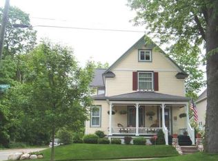 207 Summit St, Petoskey, MI 49770
