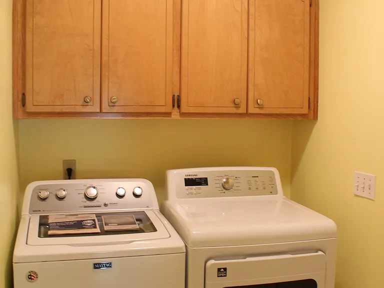 546 Oak Creek Rd — Photo 9