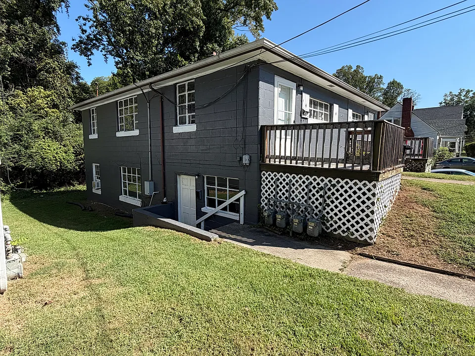 413 Southampton Ave