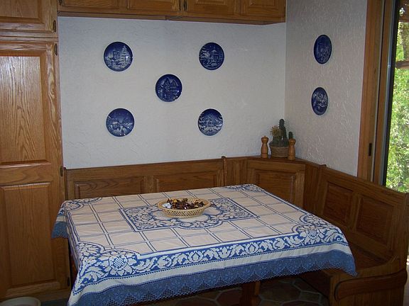 Breakfast Nook